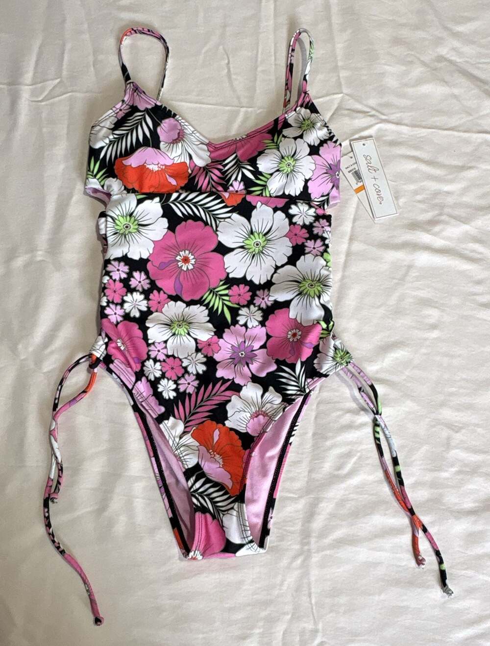 Salt + Cove Juniors' Floral Print Lace-Up Sides One-Piece Swimsuit Size S